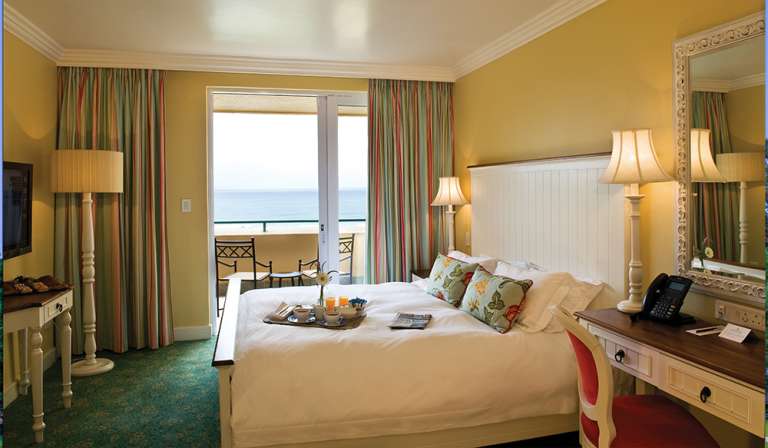 WCS1f1002 wild coast sun suite with balcony and view of the sea 768x448