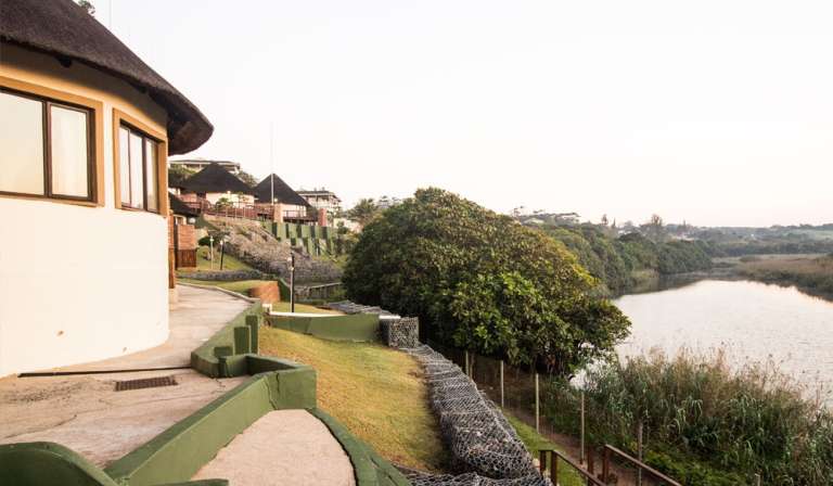 banana beach 2 768x448