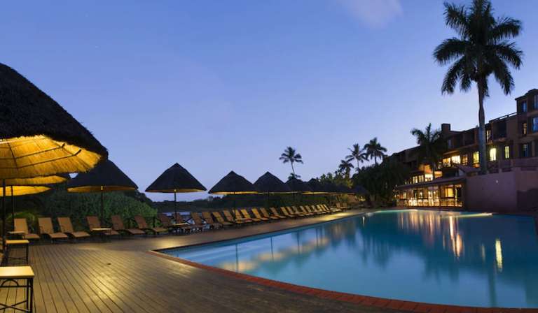 san lameer resort hotel sunset 590x390AA 768x448