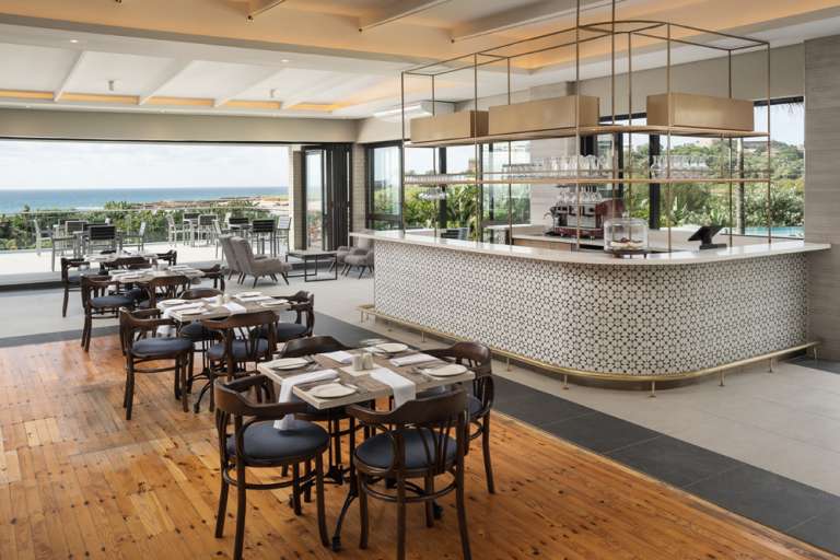Premier Resort Cutty Sark Pool Coffee bar 2 1 768x512