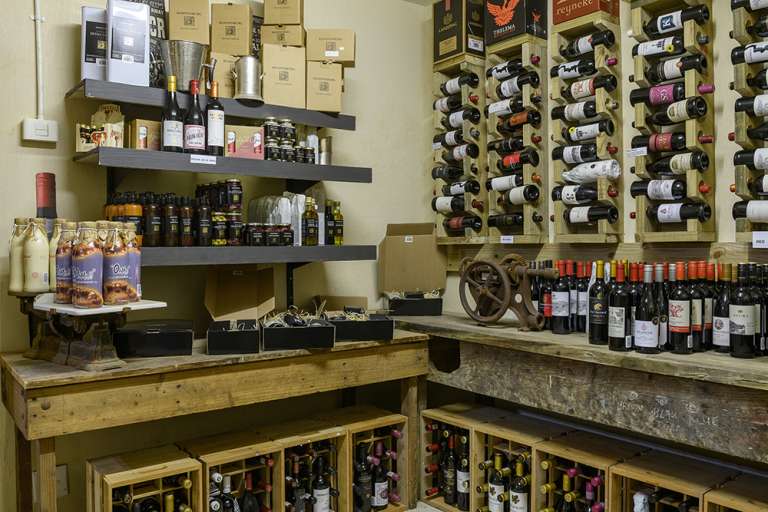 Riverbend April2021 085 768x512