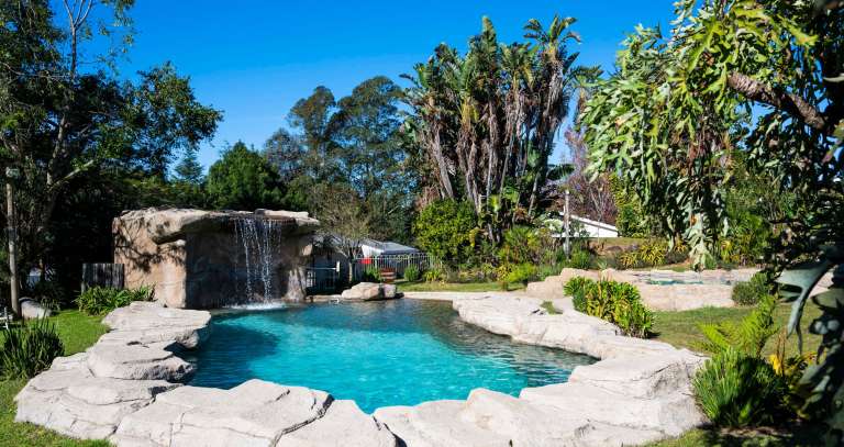 Swimming Pool @ Ingeli Resort 768x407